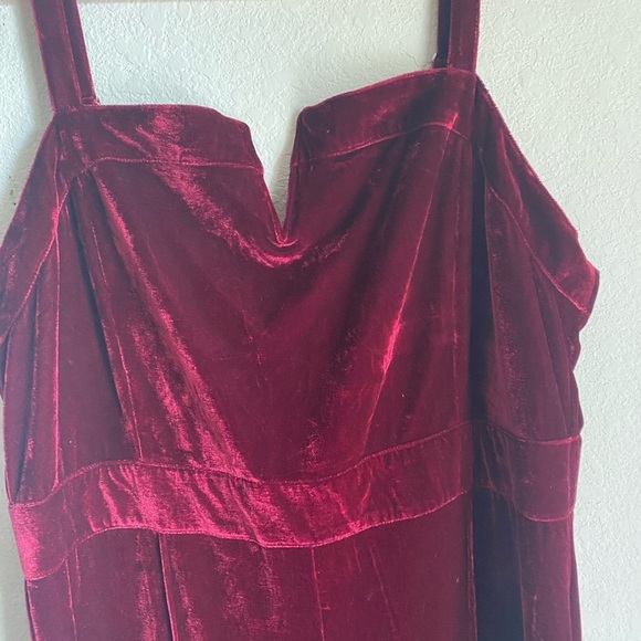 FLYING TOMATO BLOW A KISS VELVET BURGUNDY WIDE LEG ELEGANT PARTY JUMPSUIT 1X - Picture 9 of 16
